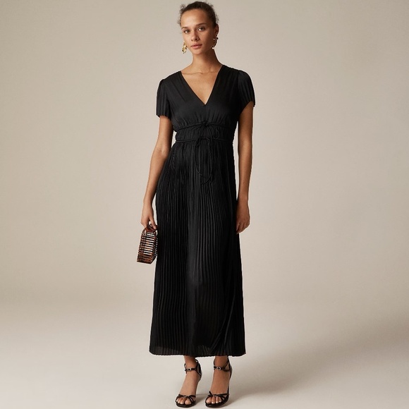 NWT!! J. CREW Pleated Tie Waist Dress Luster Georgette Solid Black Pleated 10 - Picture 5 of 16